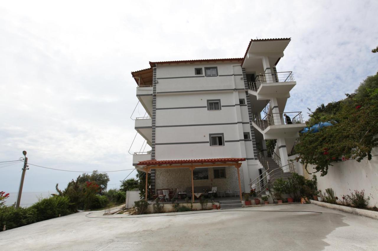 Hotel Erviliano Borsh Exterior foto