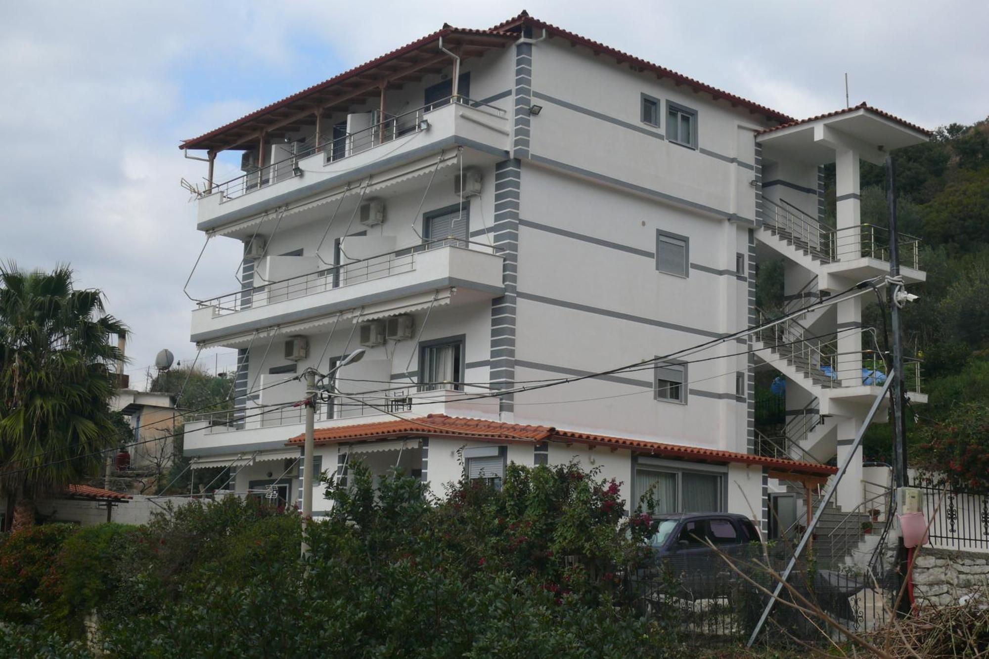 Hotel Erviliano Borsh Exterior foto