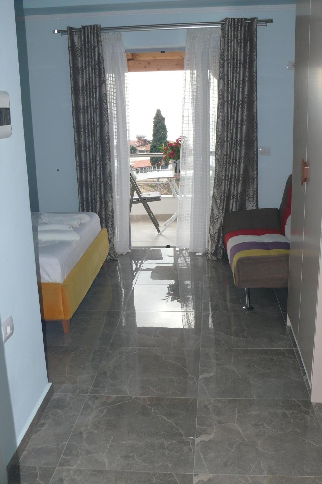 Hotel Erviliano Borsh Exterior foto