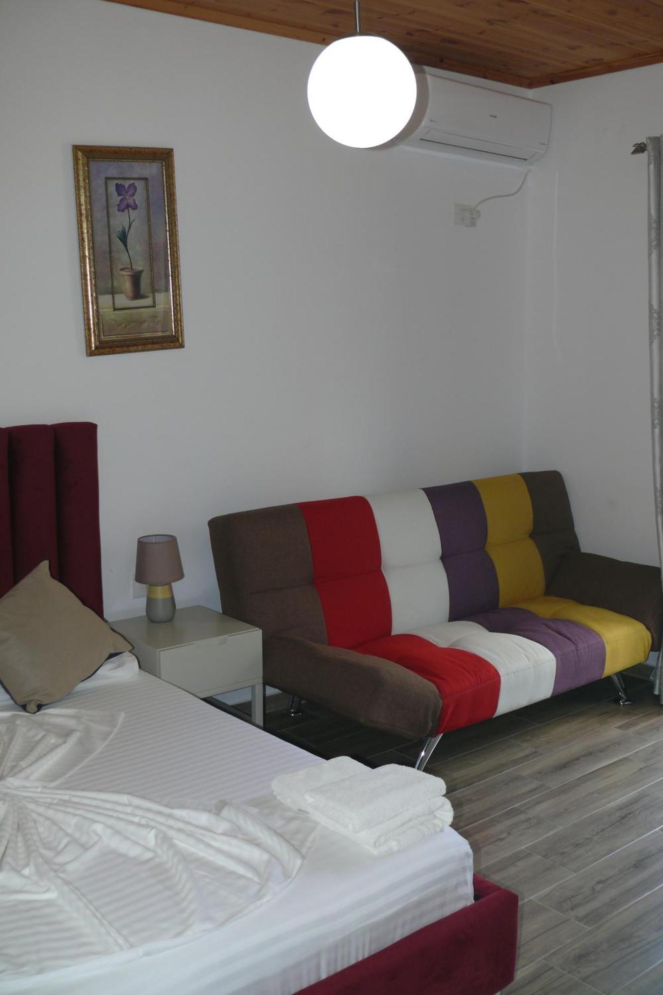 Hotel Erviliano Borsh Exterior foto